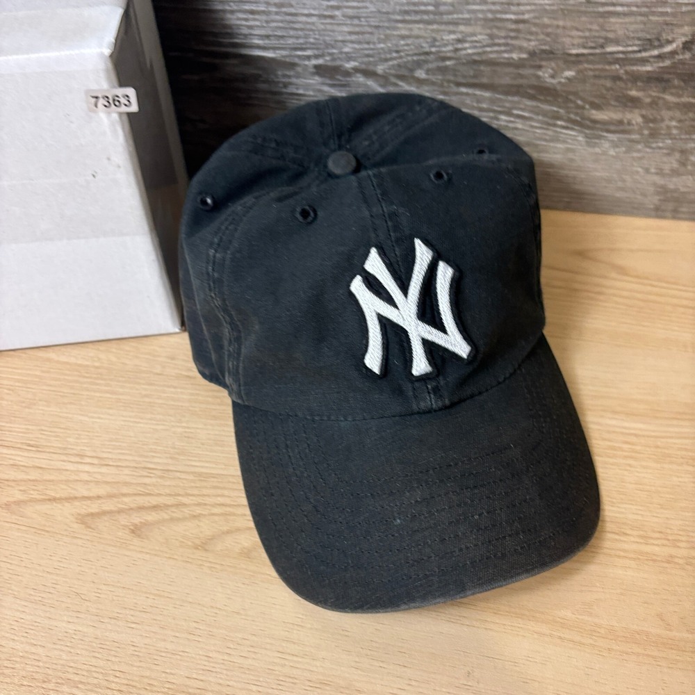 New York Yankees Hat Cap Strap Back Black Faded MLB Baseball '47 - Picture 9 of 9